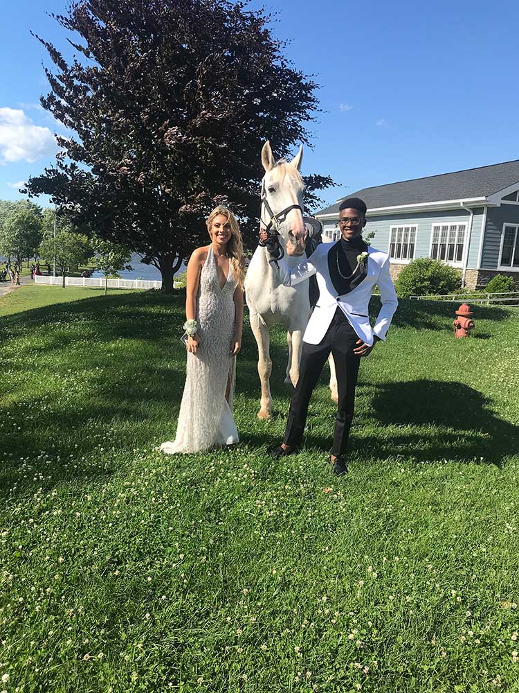 Prom couple Photoshoot with horse