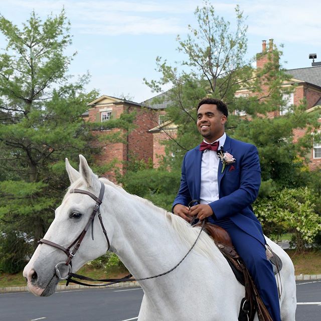 Wedding photoshoot with groom on horse